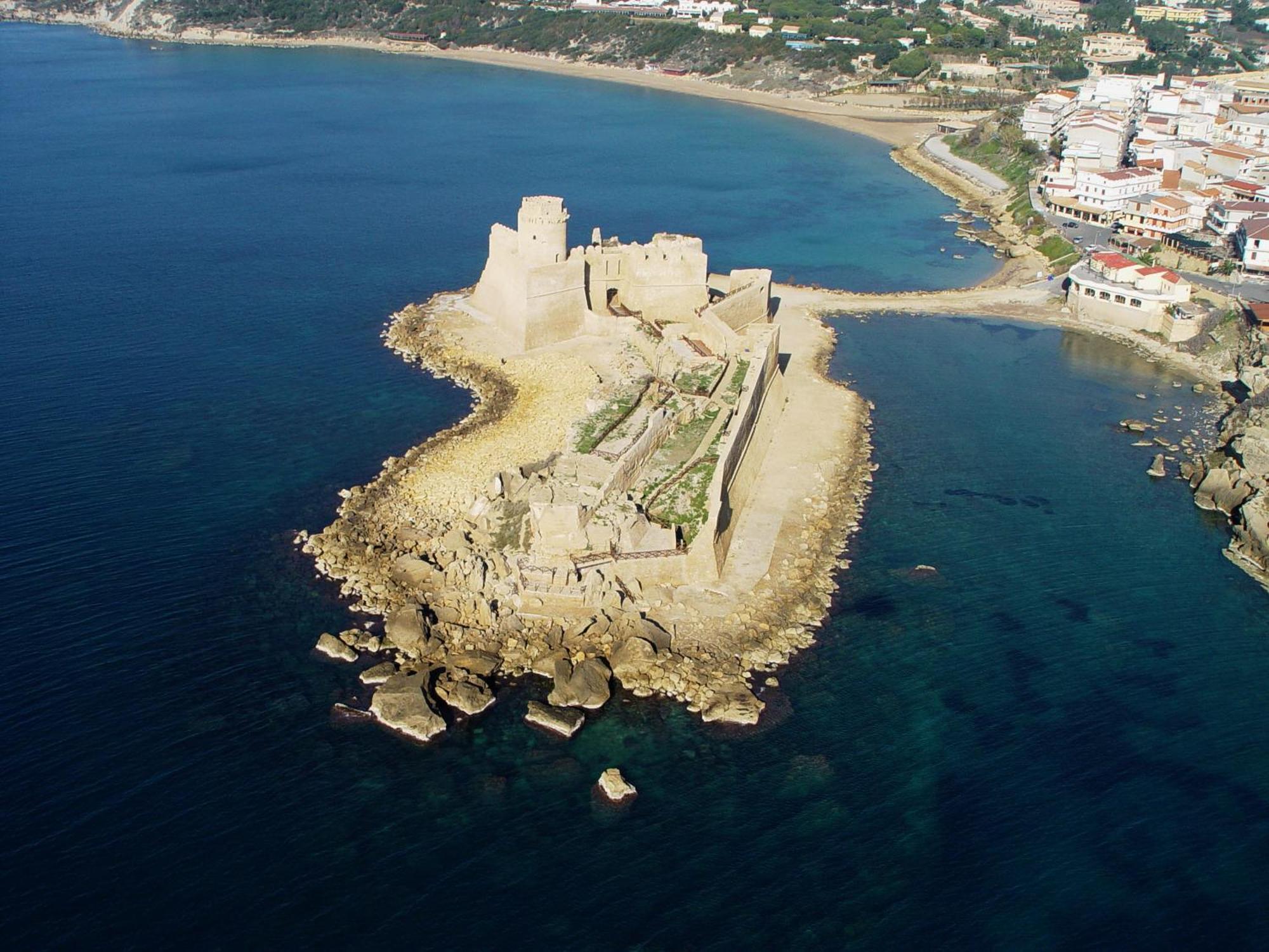 Villa Aurora Le Castella  Eksteriør bilde